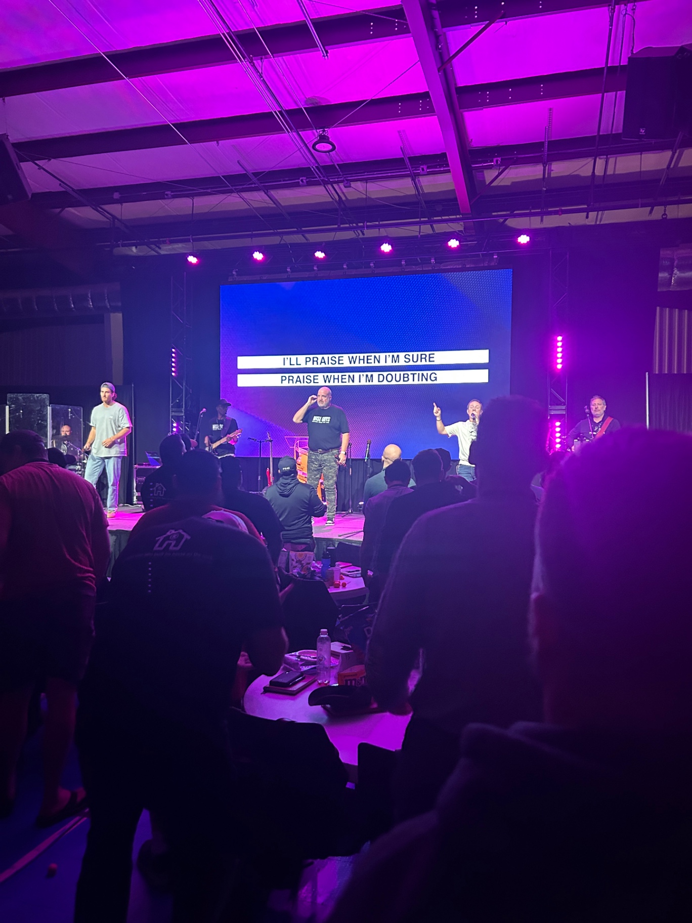 Worship at the men’s conference where Isaiah Hudgens gave up nicotine